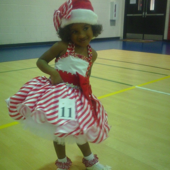 Pageant OOC - Picture 5 of 5